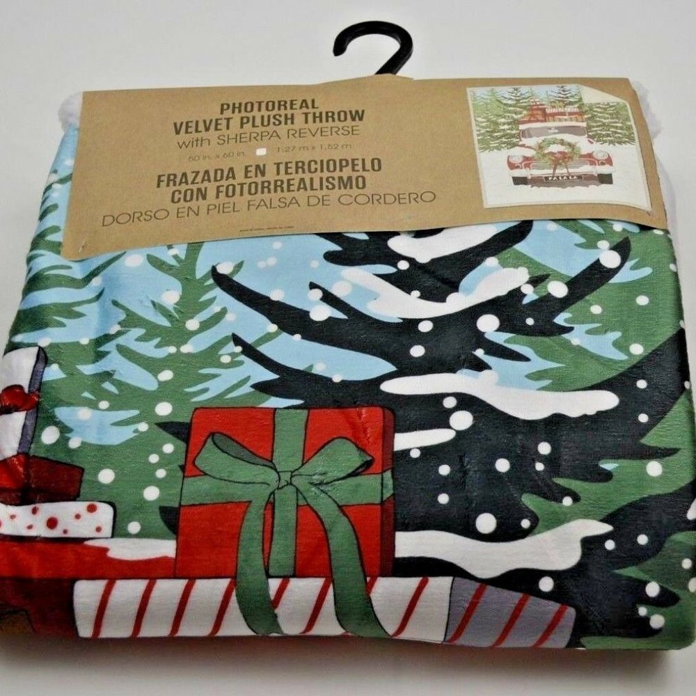 Photoreal Velvet Plush Throw Blanket w/ Sherpa Reverse 50 X 60 Christmas Throw
